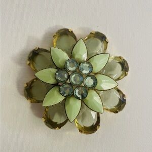 Vintage  large green glass flower brooch